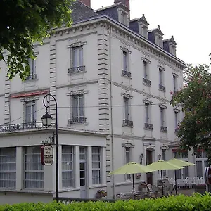 Des Thermes Bourbon-lʼArchambault